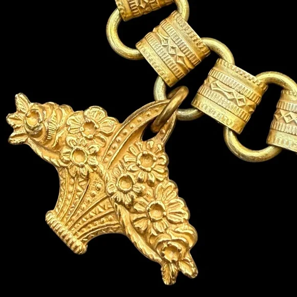 Signed MIRIAM HASKELL Book Chain Charm Bracelet Gilt Gold Tone Heart Flower Bow - Picture 4 of 6